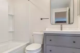 315 New St, Philadelphia, PA 19106 - Photo 24