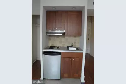 1324 Locust Street #809, Philadelphia, PA 19107 - Photo 4