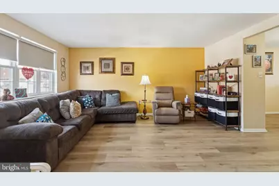 3978 Stevenson Lane, Philadelphia, PA 19114 - Photo 6