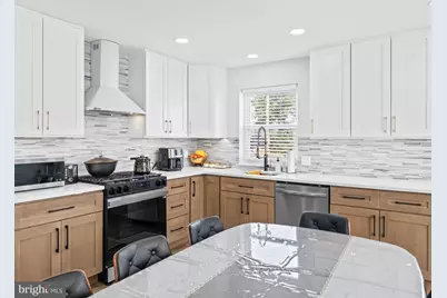 1152 Morefield Road, Philadelphia, PA 19115 - Photo 6