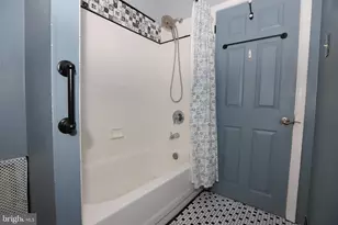 4357 Edgemont St, Philadelphia, PA 19137 - Photo 12