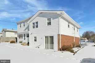 9204 Burbank Rd, Philadelphia, PA 19115 - Photo 24