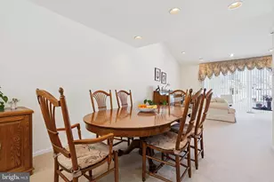 9204 Burbank Rd, Philadelphia, PA 19115 - Photo 10