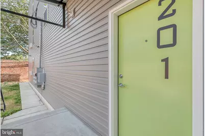 751 N 43rd Street #UNIT 401, Philadelphia, PA 19104 - Photo 16