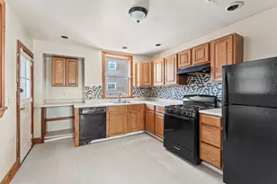 4018 Creston St, Philadelphia, PA 19135 - Photo 2