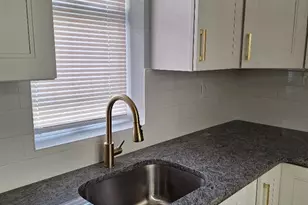 508 S 57th St, Philadelphia, PA 19143 - Photo 4