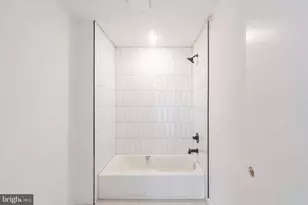 754 S 4th St, Philadelphia, PA 19147 - Photo 14