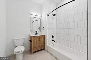 754 S 4th St, Philadelphia, PA 19147 - Photo 8