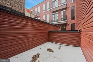 754 S 4th St, Philadelphia, PA 19147 - Photo 12