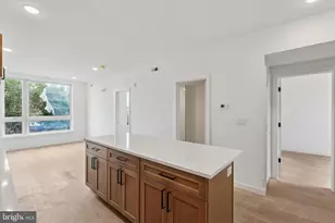 754 S 4th St, Philadelphia, PA 19147 - Photo 4