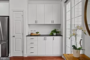 303 Surgeon Generals Ct, Philadelphia, PA 19146 - Photo 12