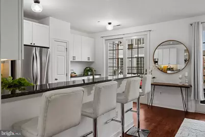 303 Surgeon Generals Court, Philadelphia, PA 19146 - Photo 8