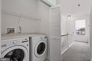 303 Surgeon Generals Ct, Philadelphia, PA 19146 - Photo 32