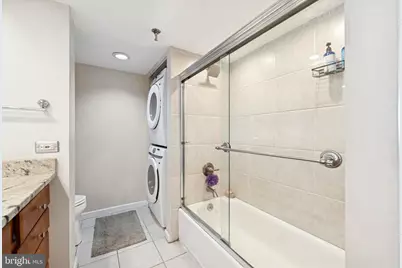 2001 Hamilton Street #P209, Philadelphia, PA 19130 - Photo 16