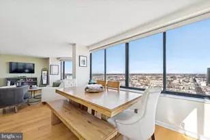 2001 Hamilton St, Philadelphia, PA 19130 - Photo 14