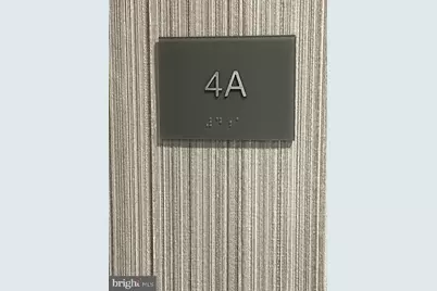 105 S 18th Street #4A, Philadelphia, PA 19103 - Photo 2