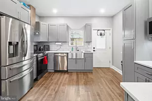 2109 Pierce St, Philadelphia, PA 19145 - Photo 8