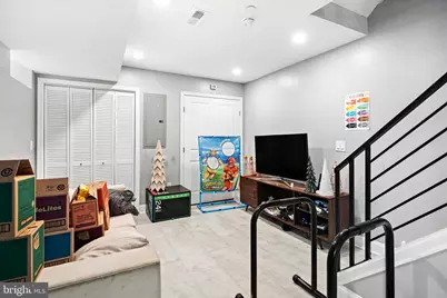 2109 Pierce Street, Philadelphia, PA 19145 - Photo 12