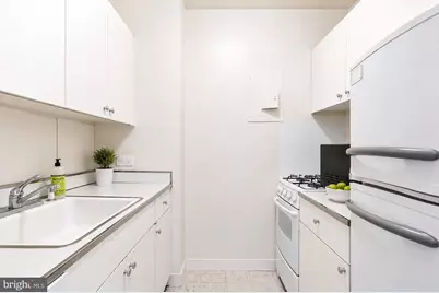 210 Locust Street #4EW, Philadelphia, PA 19106 - Photo 2