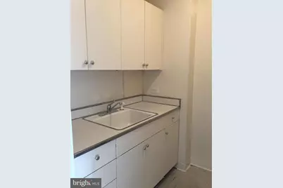 210 Locust Street #4EW, Philadelphia, PA 19106 - Photo 4