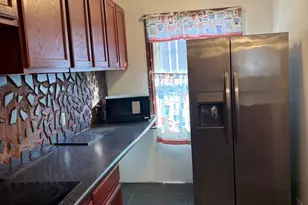 7302 Sherwood Rd, Philadelphia, PA 19151 - Photo 10