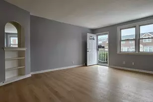 238 Stearly St, Philadelphia, PA 19111 - Photo 4