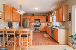 4505 Aubrey Ave, Philadelphia, PA 19114 - Photo 8