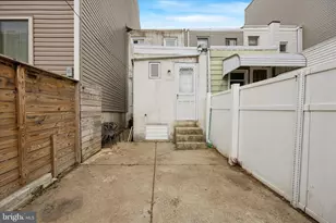 2205 Belgrade St, Philadelphia, PA 19125 - Photo 12