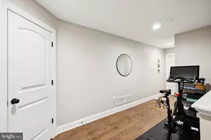 751 N Uber St, Philadelphia, PA 19130 - Photo 14