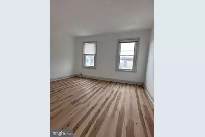 909 S 8th Street #3RD FL, Philadelphia, PA 19147 - Photo 4