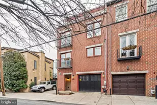 913 N Lawrence St, Philadelphia, PA 19123 - Photo 2