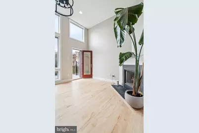 913 N Lawrence Street, Philadelphia, PA 19123 - Photo 10