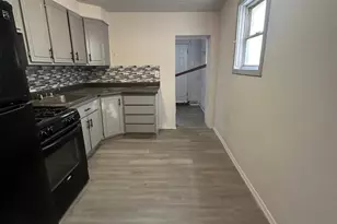 2827 Tulip St, Philadelphia, PA 19134 - Photo 4