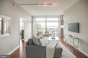 22 S Front St, Philadelphia, PA 19106 - Photo 10