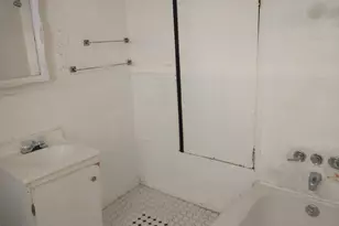 840 N 63rd St, Philadelphia, PA 19151 - Photo 8