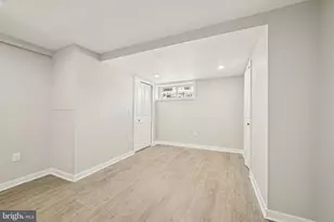 914 S 54th St, Philadelphia, PA 19143 - Photo 34