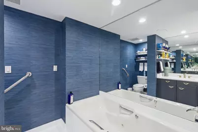 202 W Rittenhouse Square #1409, Philadelphia, PA 19103 - Photo 18