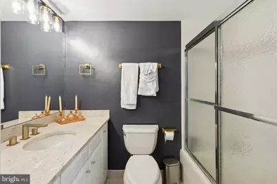 202 W Rittenhouse Square #1409, Philadelphia, PA 19103 - Photo 22