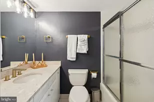 202 W Rittenhouse Square, Philadelphia, PA 19103 - Photo 22