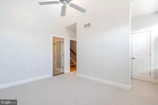 2304 E Sergeant St, Philadelphia, PA 19125 - Photo 18