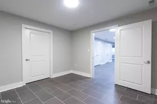 2304 E Sergeant St, Philadelphia, PA 19125 - Photo 36