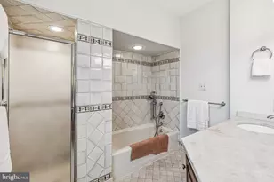 1 Blackwell Pl, Philadelphia, PA 19147 - Photo 26