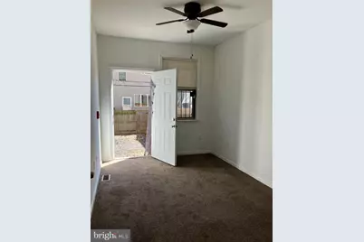 423 N 40th Street, Philadelphia, PA 19104 - Photo 14