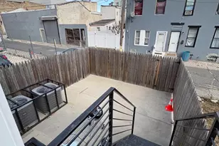 2431 N Hancock St, Philadelphia, PA 19133 - Photo 4