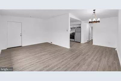 7831 Lorna Drive, Philadelphia, PA 19111 - Photo 8