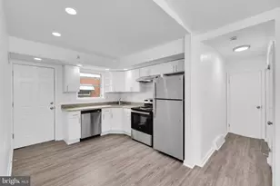 7831 Lorna Dr, Philadelphia, PA 19111 - Photo 10