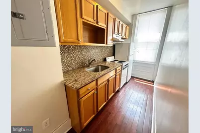 1819 W Oxford Street #D, Philadelphia, PA 19121 - Photo 6