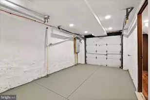 1971 Ashley St, Philadelphia, PA 19138 - Photo 44