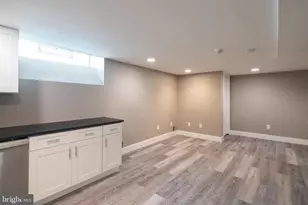 2351 Christian St, Philadelphia, PA 19146 - Photo 8