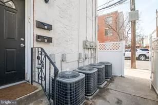 2351 Christian St, Philadelphia, PA 19146 - Photo 22